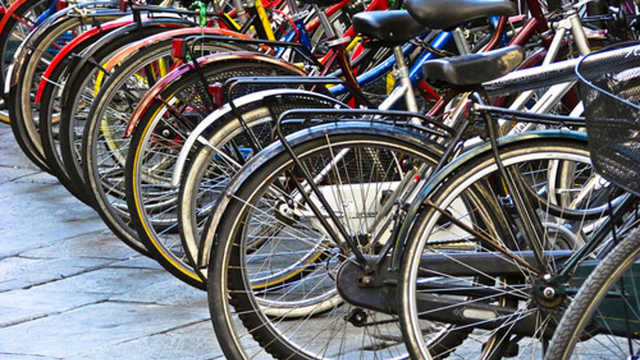 Nuove rastrelliere per le biciclette in zona stazione