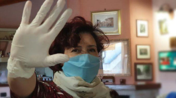 Obbligo di utilizzo mascherina e guanti